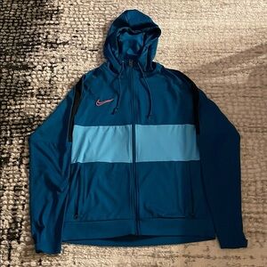 Nike Men's Two-Tone Blue Windbreaker